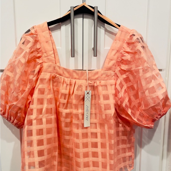 She + Sky Tops - NWT She + Sky Peach Checkered Crop Top